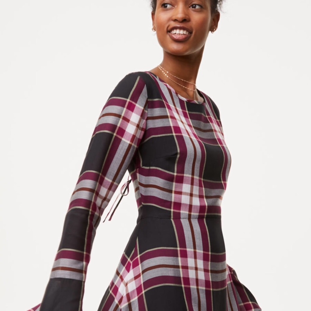 ANN TAYLOR LOFT SIZE 6P TIE BACK PLAID DRESS